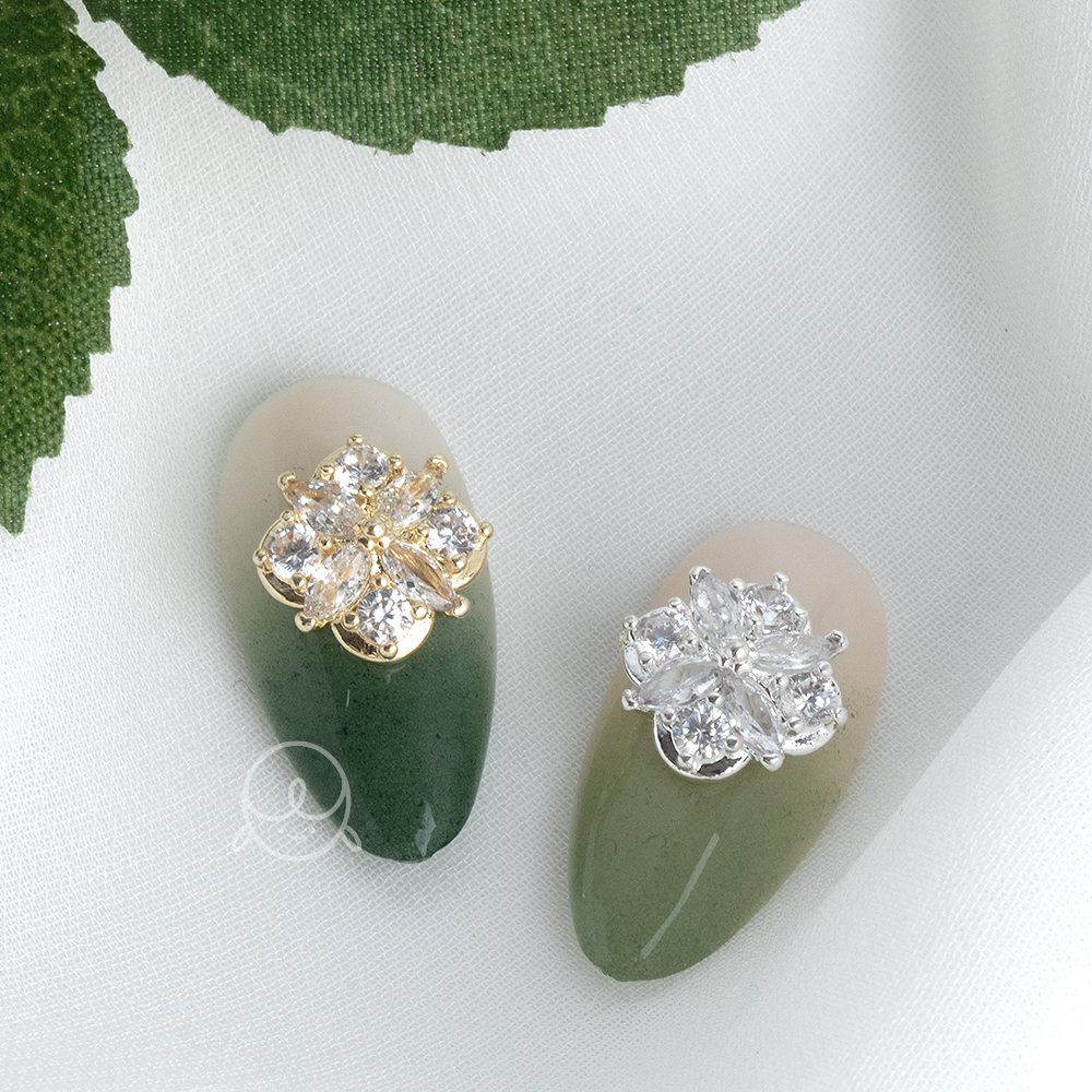 큐빅10 사각 플라워 네일파츠