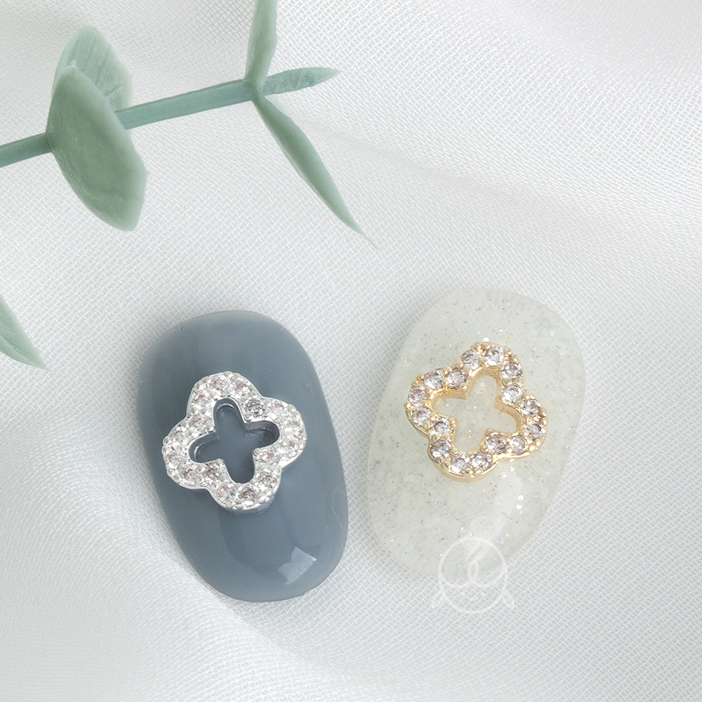 큐빅12 클로버 프레임 네일파츠