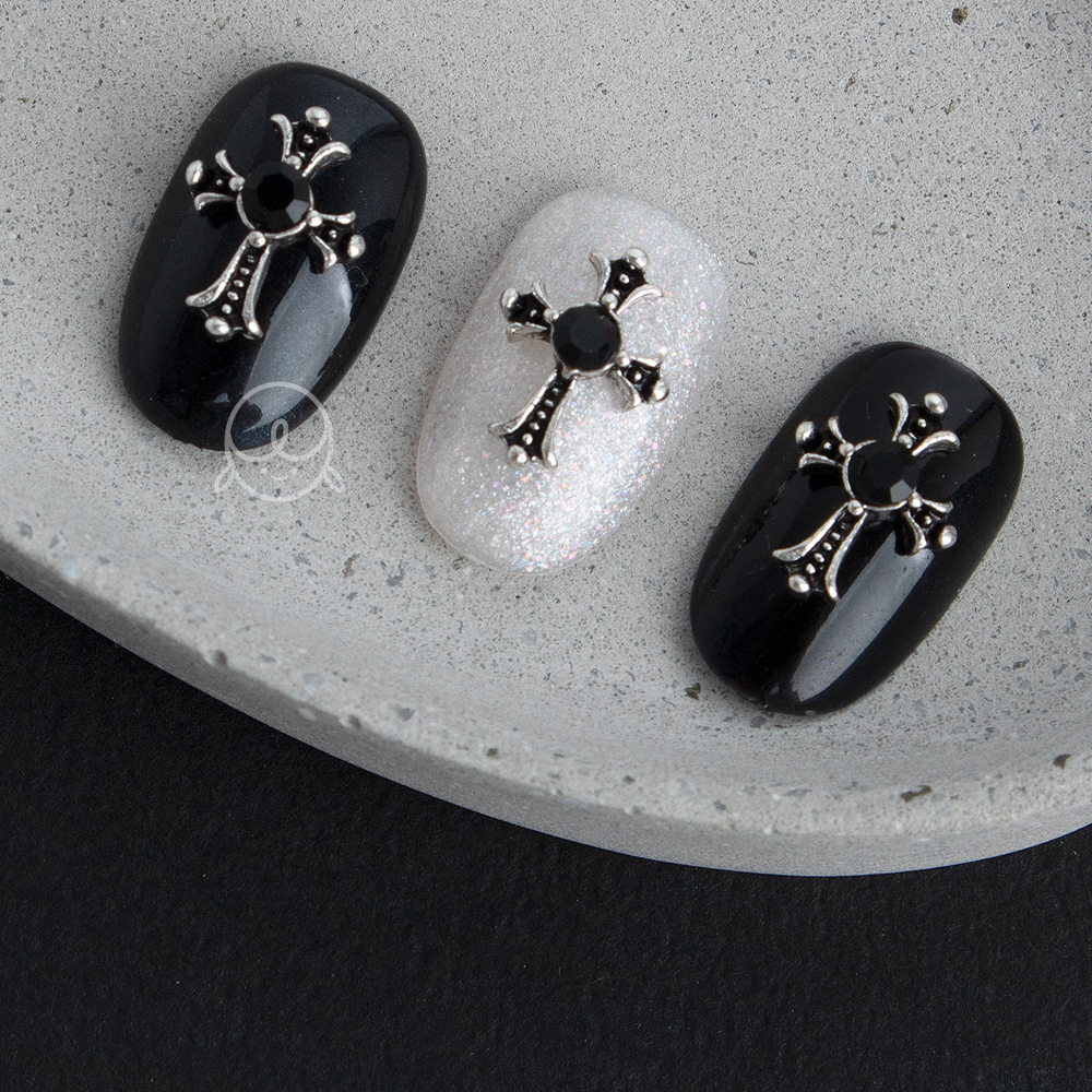 큐빅184 십자가 크롬 네일파츠 (5개입)